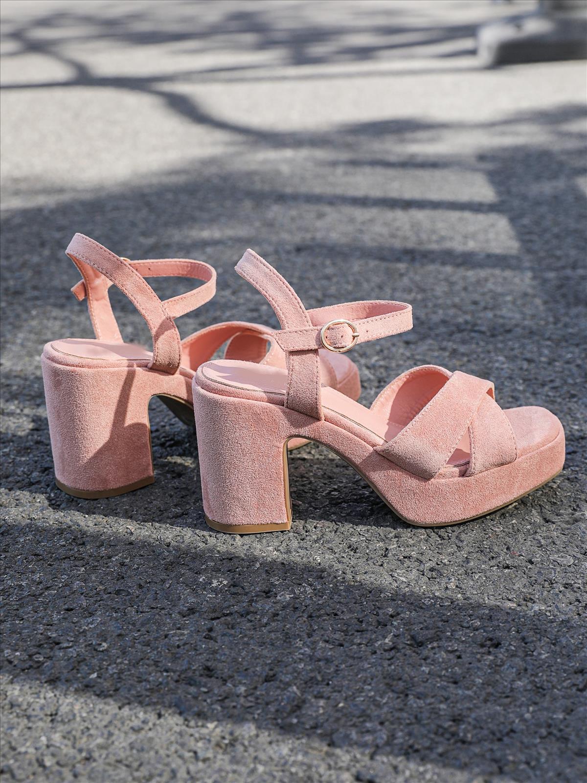 Damenschuhe